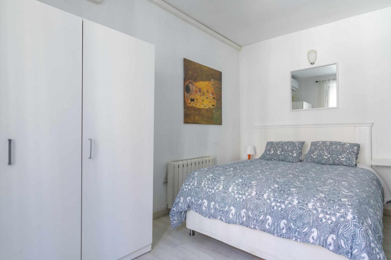 Ferienwohnung Acogedor Y Centrico Estudio Madrid Exterior foto