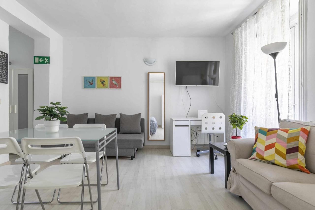 Ferienwohnung Acogedor Y Centrico Estudio Madrid Exterior foto